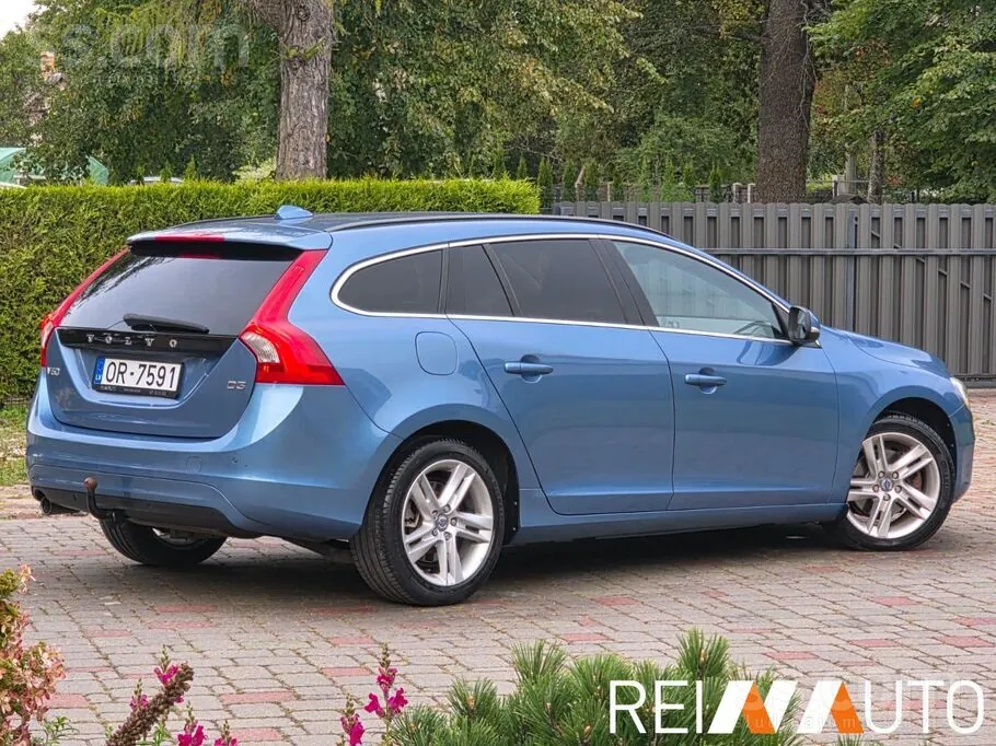 Volvo V60 2014 photo 5