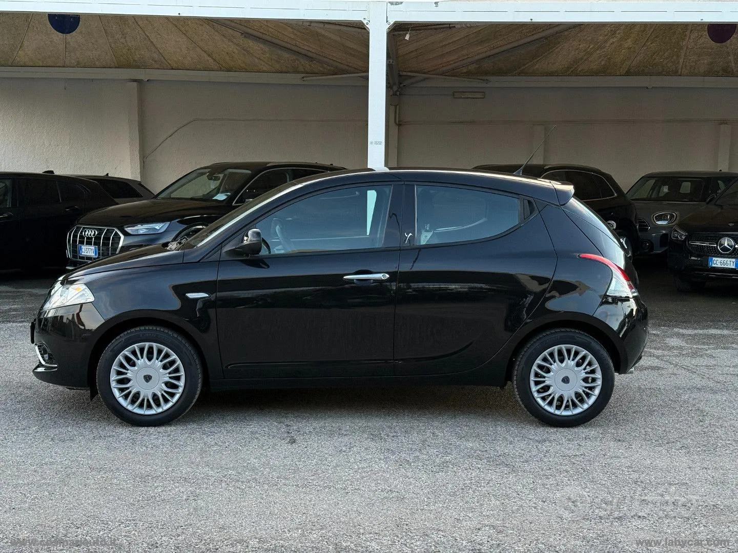 Lancia Ypsilon 2016 photo 4