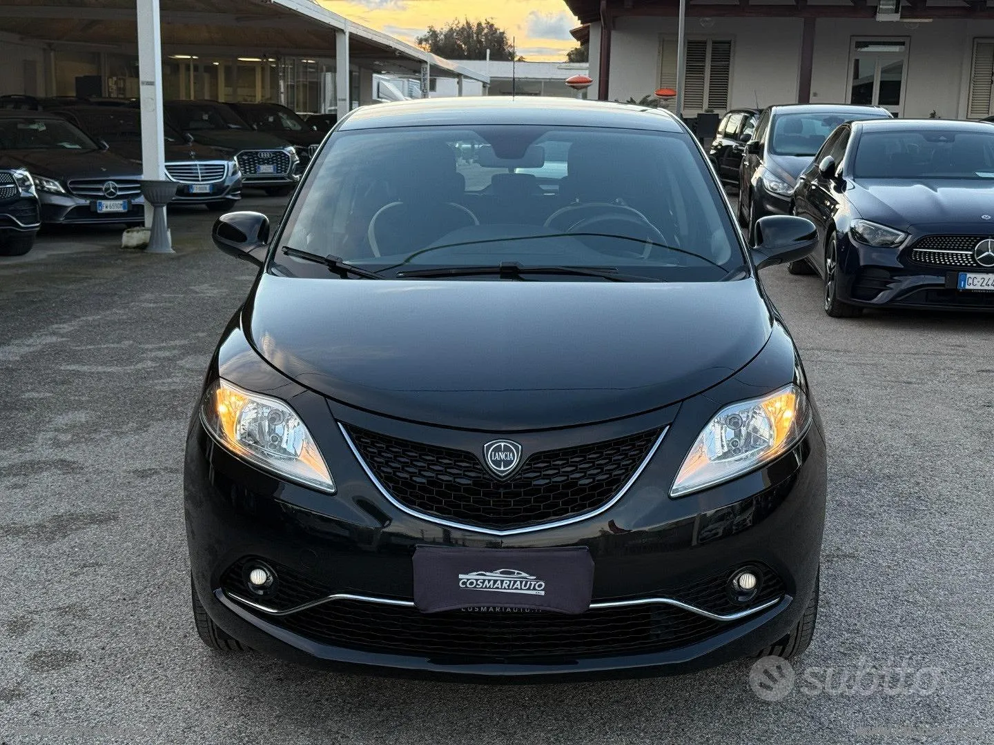 Lancia Ypsilon 2016 photo 2