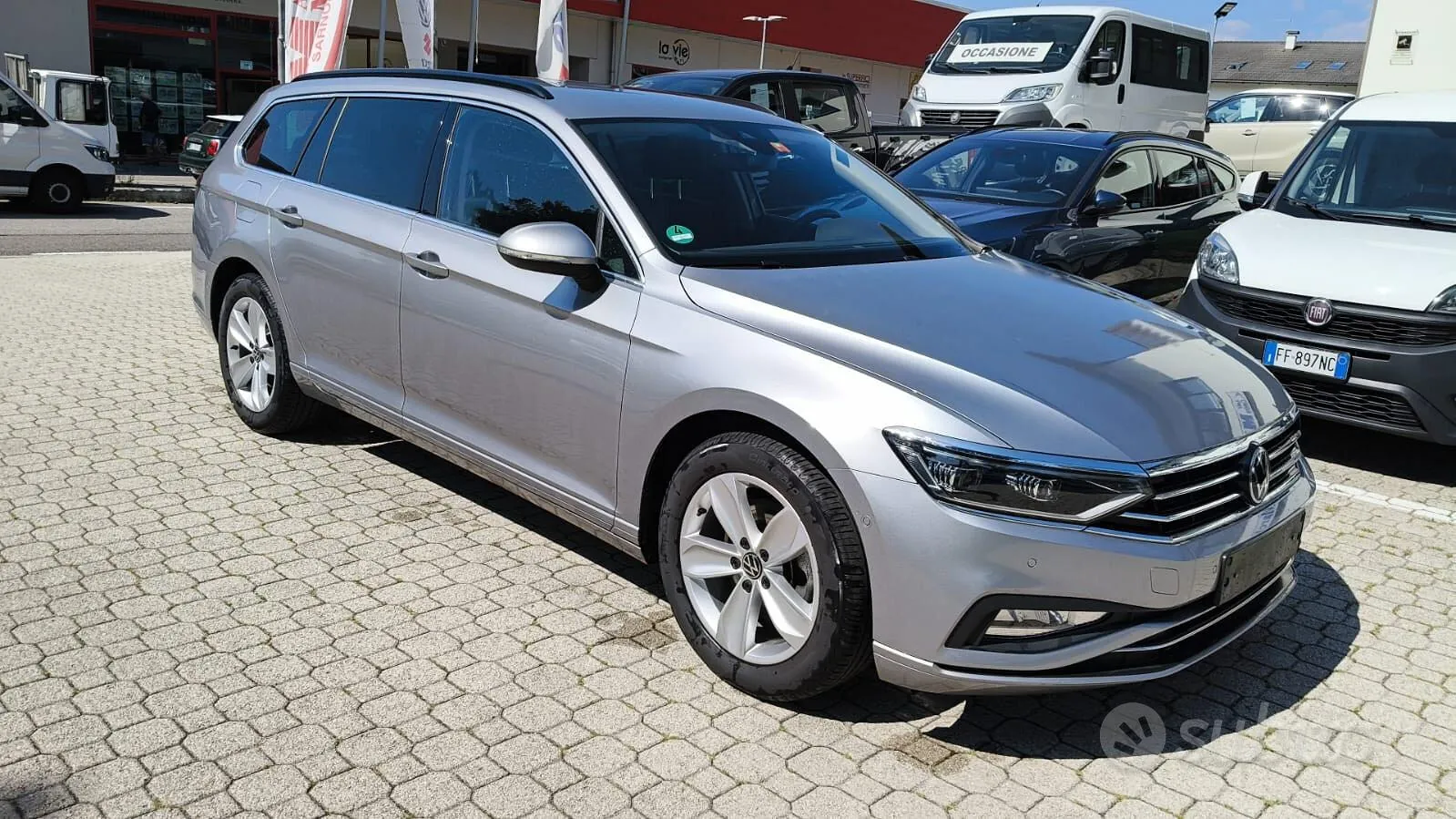 Volkswagen Passat 2023 photo 3