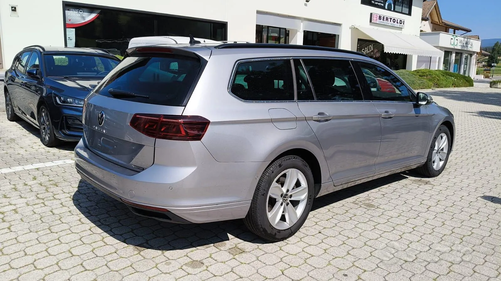 Volkswagen Passat 2023 photo 5