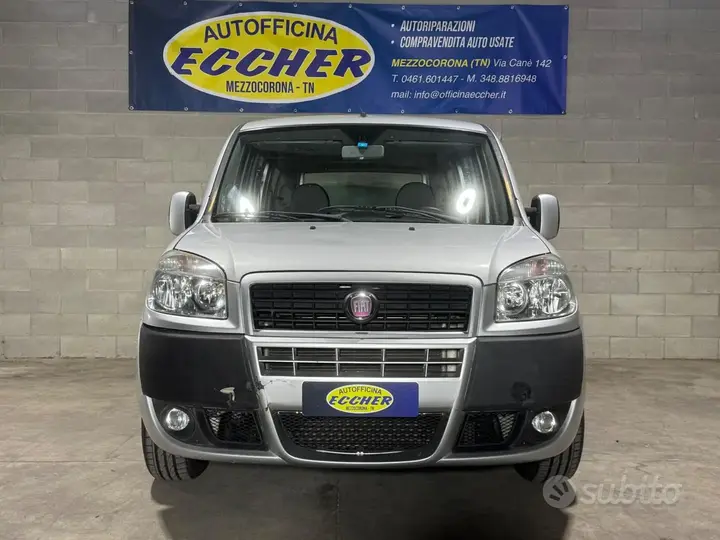 Fiat Doblo 2009 photo 2