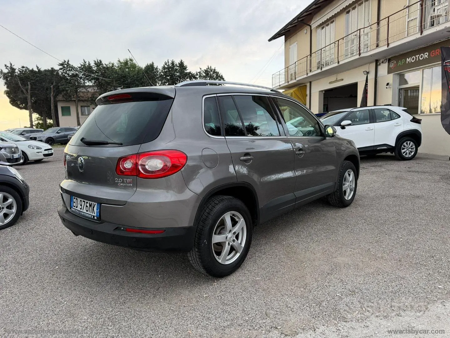 Volkswagen Tiguan 2011 photo 3