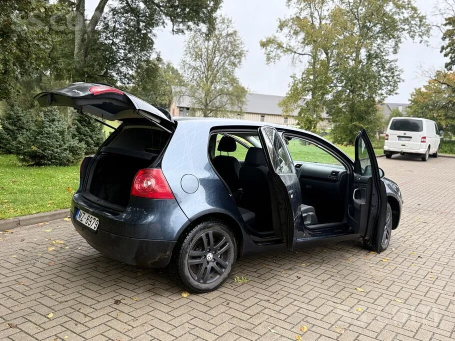 Volkswagen Golf 5 2008 photo 3