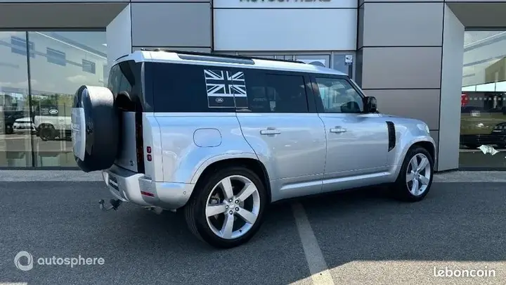 Land Rover Defender 2023 photo 5
