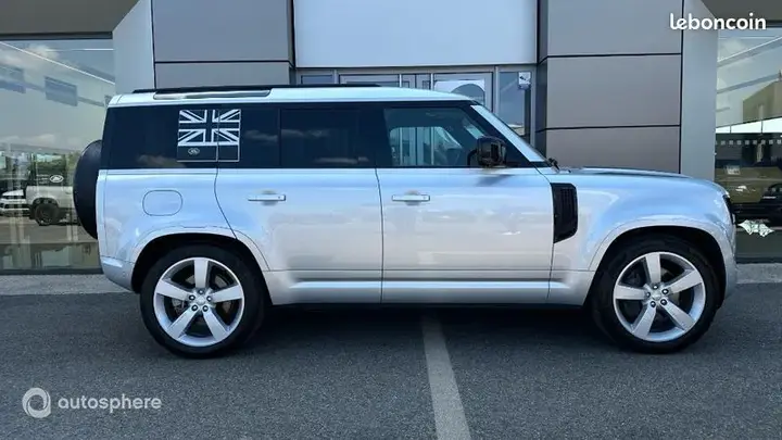 Land Rover Defender 2023 photo 4