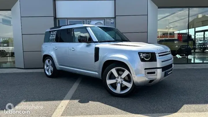 Land Rover Defender 2023 photo 3