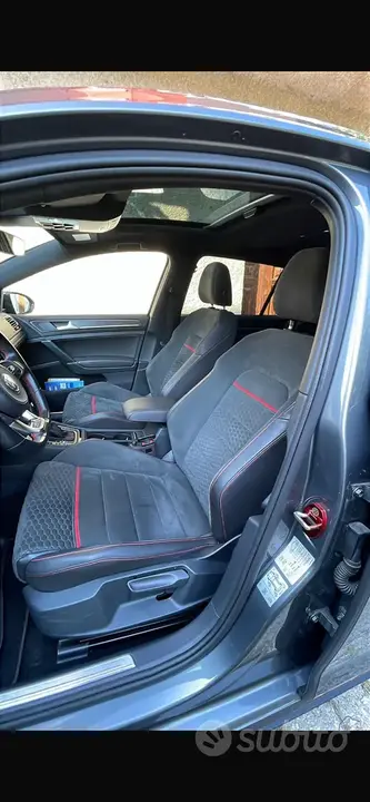 Volkswagen Golf 2024 photo 3