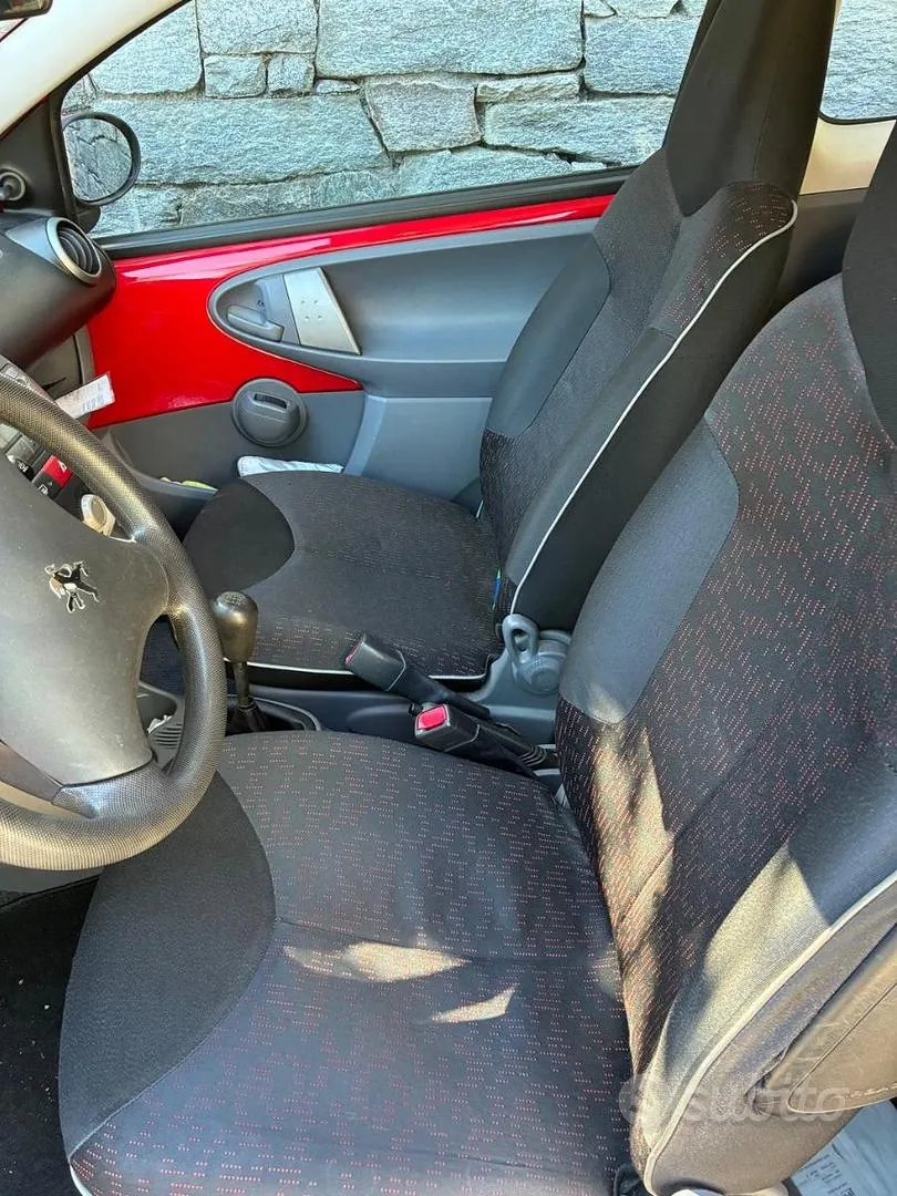 Peugeot 107 2012 photo 3