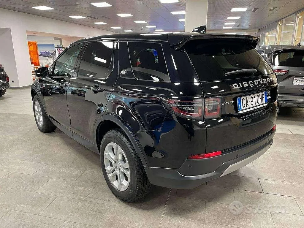 Land Rover Discovery Sport 2020 photo 5