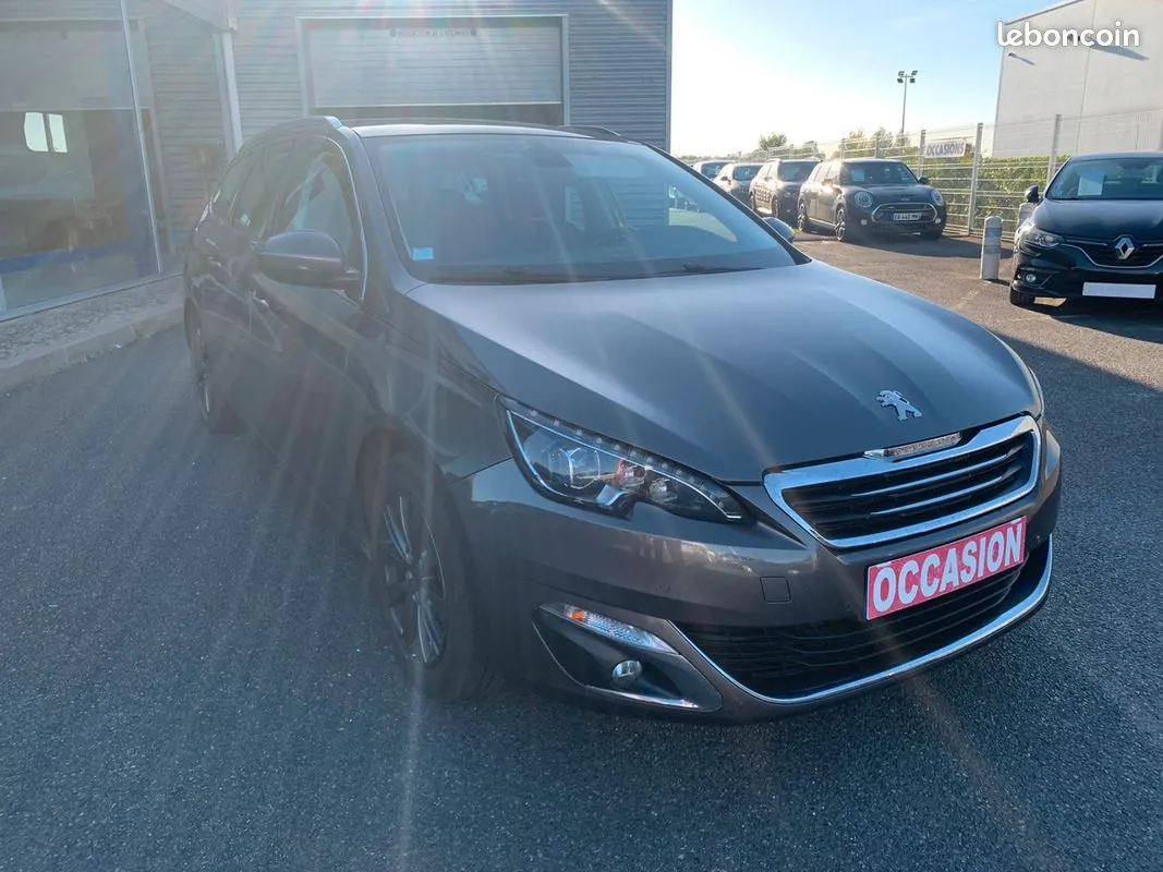 Peugeot 308 2016 photo 3