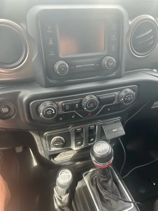 Jeep Wrangler 2019 photo 5