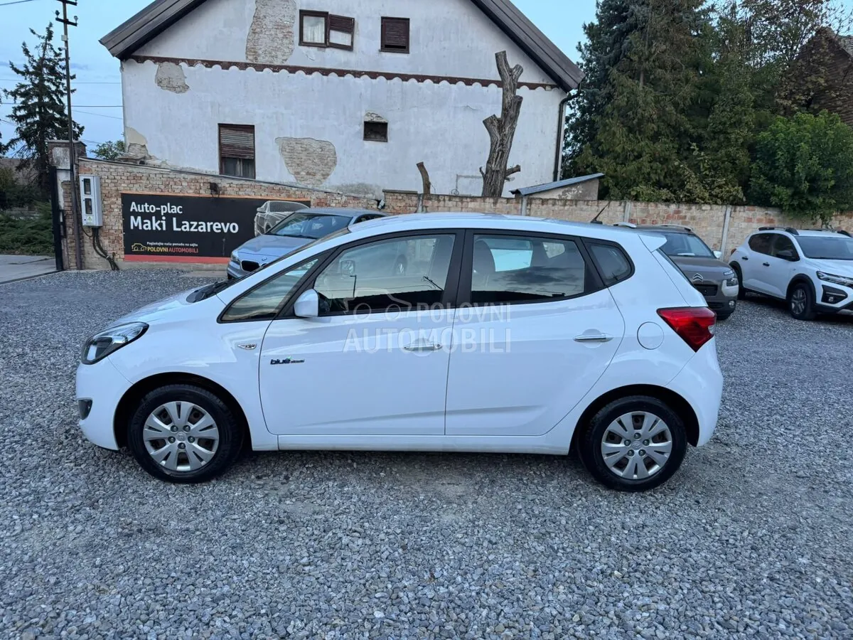 Hyundai Ix20 2011 photo 2