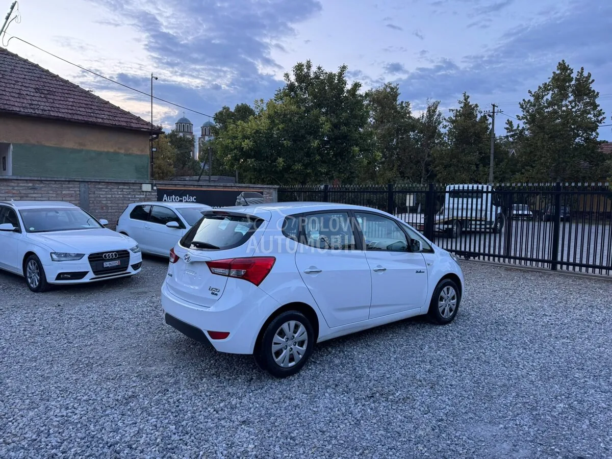 Hyundai Ix20 2011 photo 5