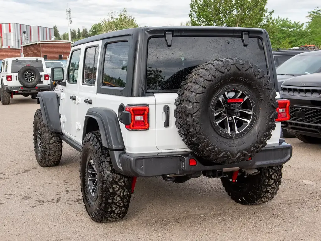 Jeep Wrangler 2025 photo 4