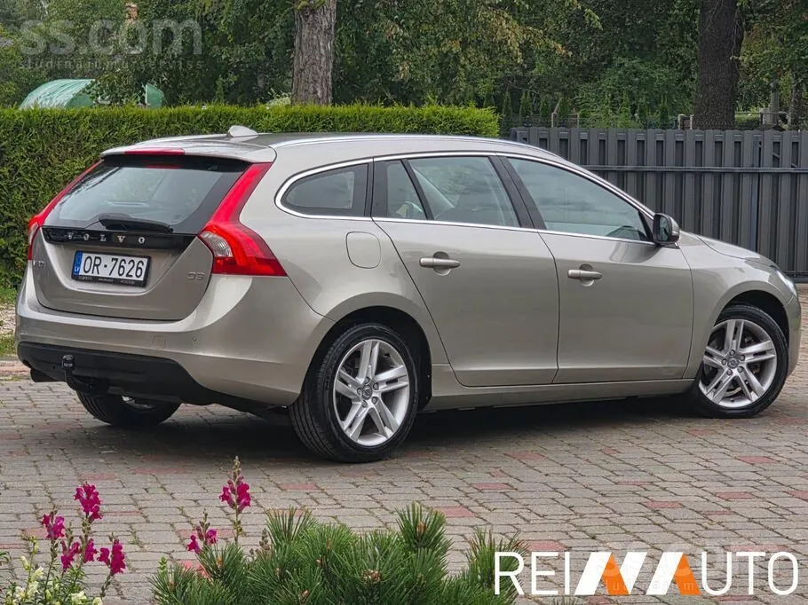 Volvo V60 2011 photo 5