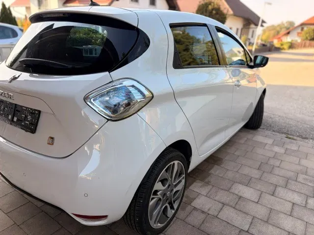 Renault Zoe 2015 photo 3