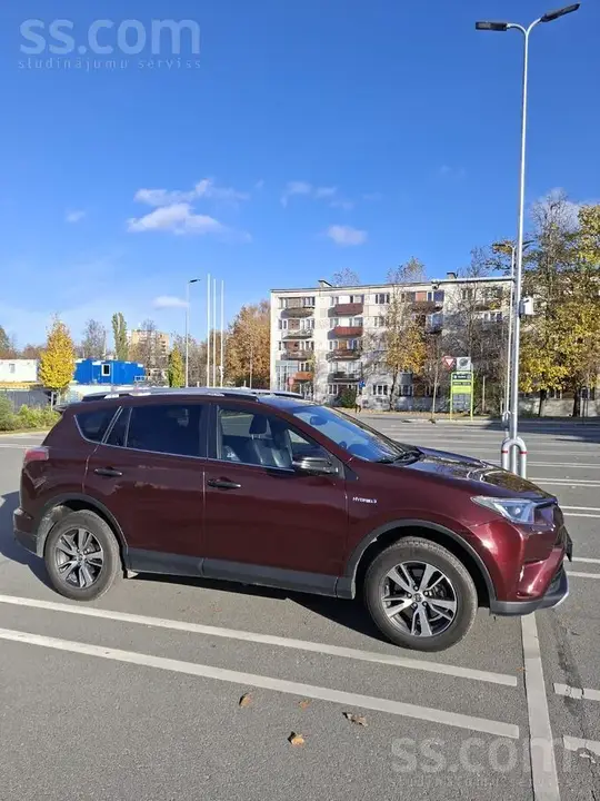 Toyota Rav4 2016 photo 3