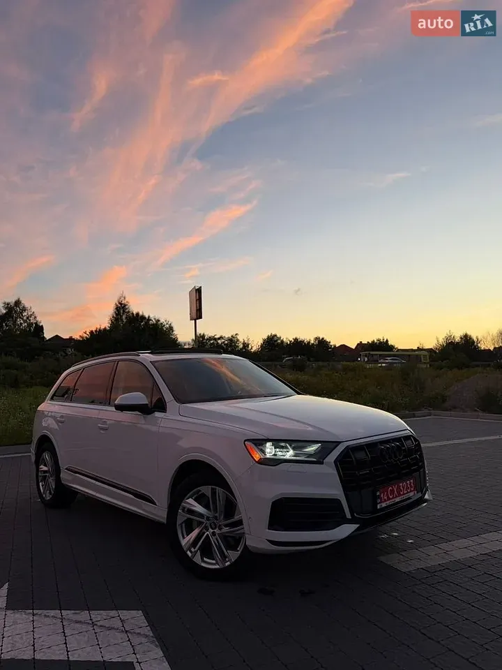 Audi Q7 2022 photo 3