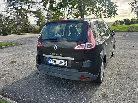 Renault Scenic Iii 2010 photo 4