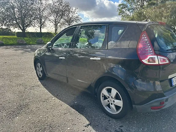 Renault Scenic Iii 2010 photo 5