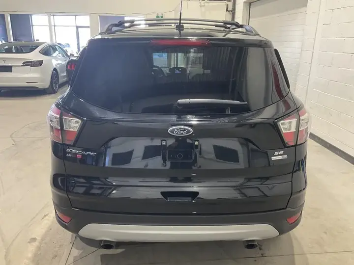 Ford Escape 2018 photo 3