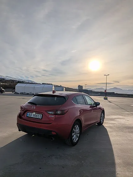 Mazda 3 2015 photo 5