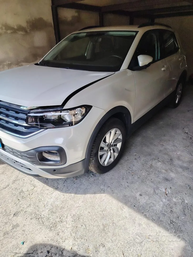 Volkswagen T-Cross 2023 photo 4
