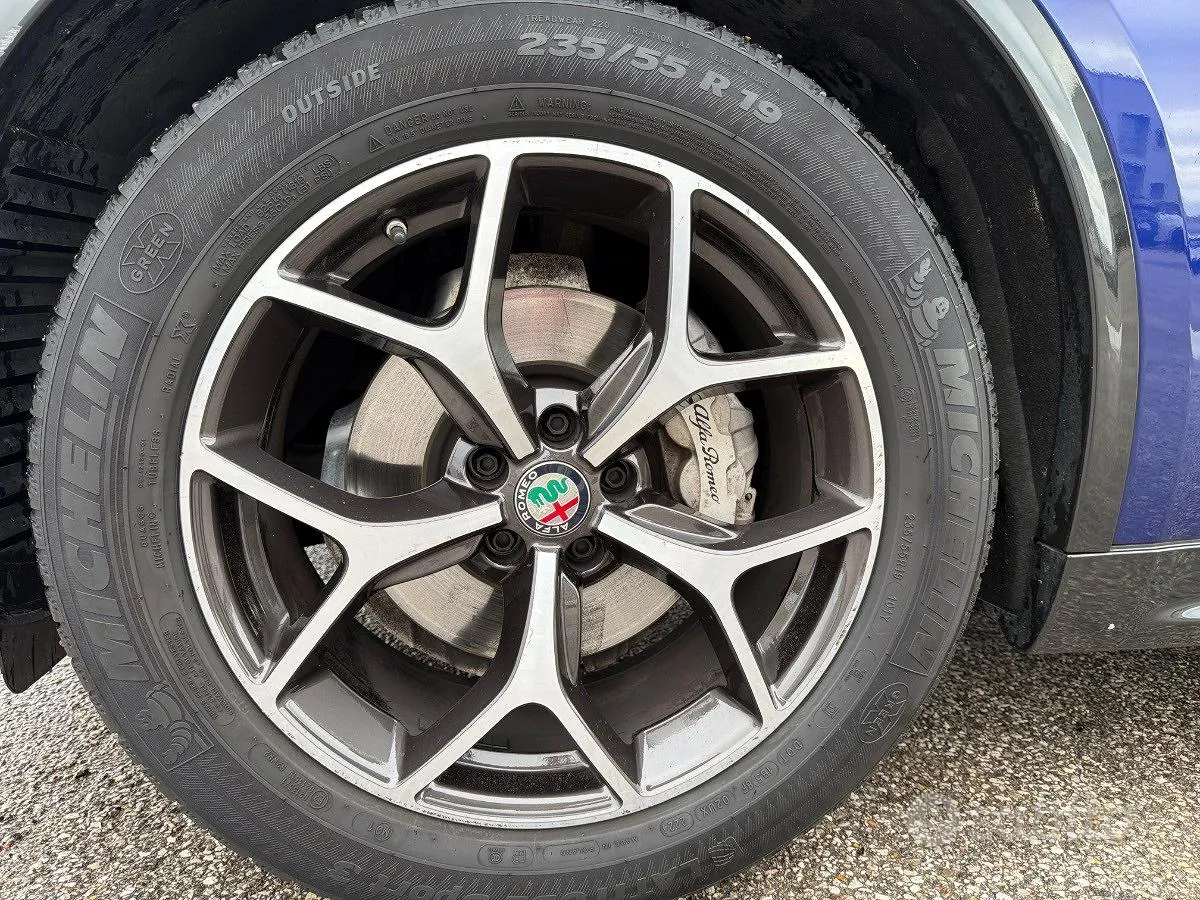 Alfa Romeo Stelvio 2021 photo 5