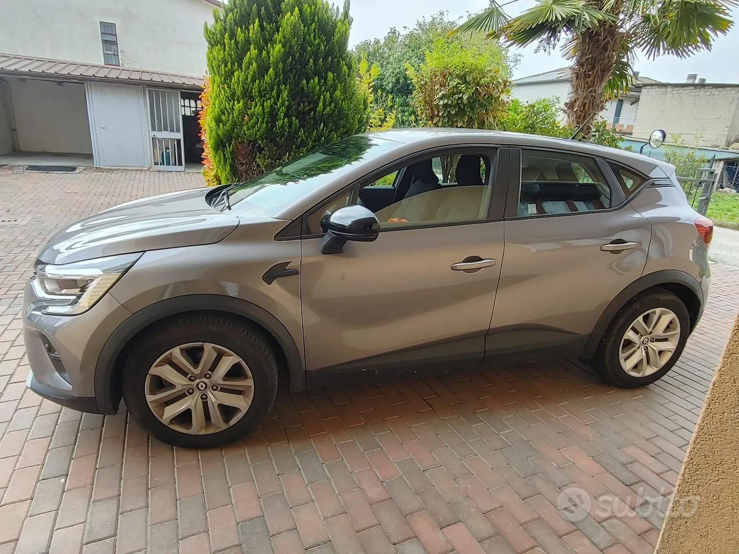 Renault Captur 2022 photo 3