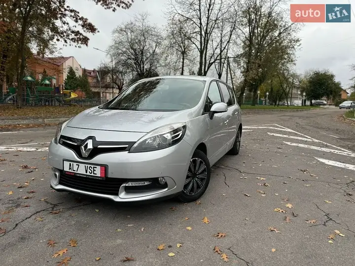 Renault Grand Scenic 2015 photo 3