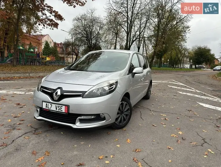 Renault Grand Scenic 2015 photo 2