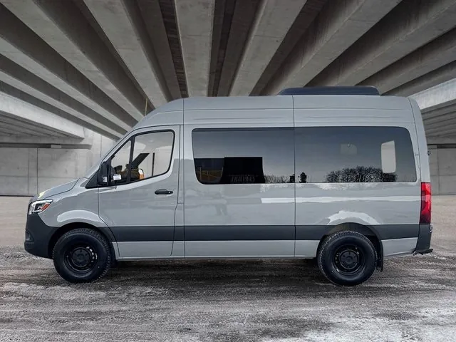 Mercedes-Benz Sprinter 2025 photo 2