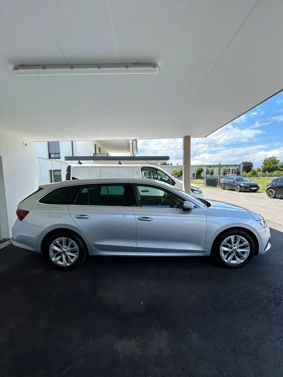 Skoda Octavia 2020 photo 2