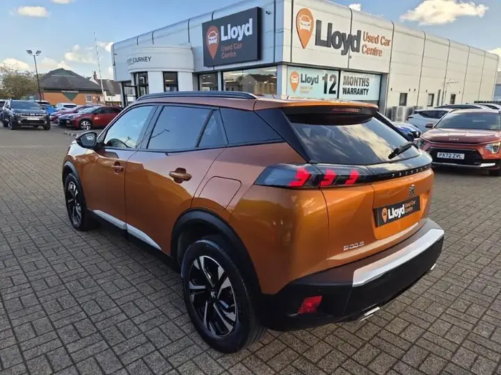 Peugeot 2008 2020 photo 3