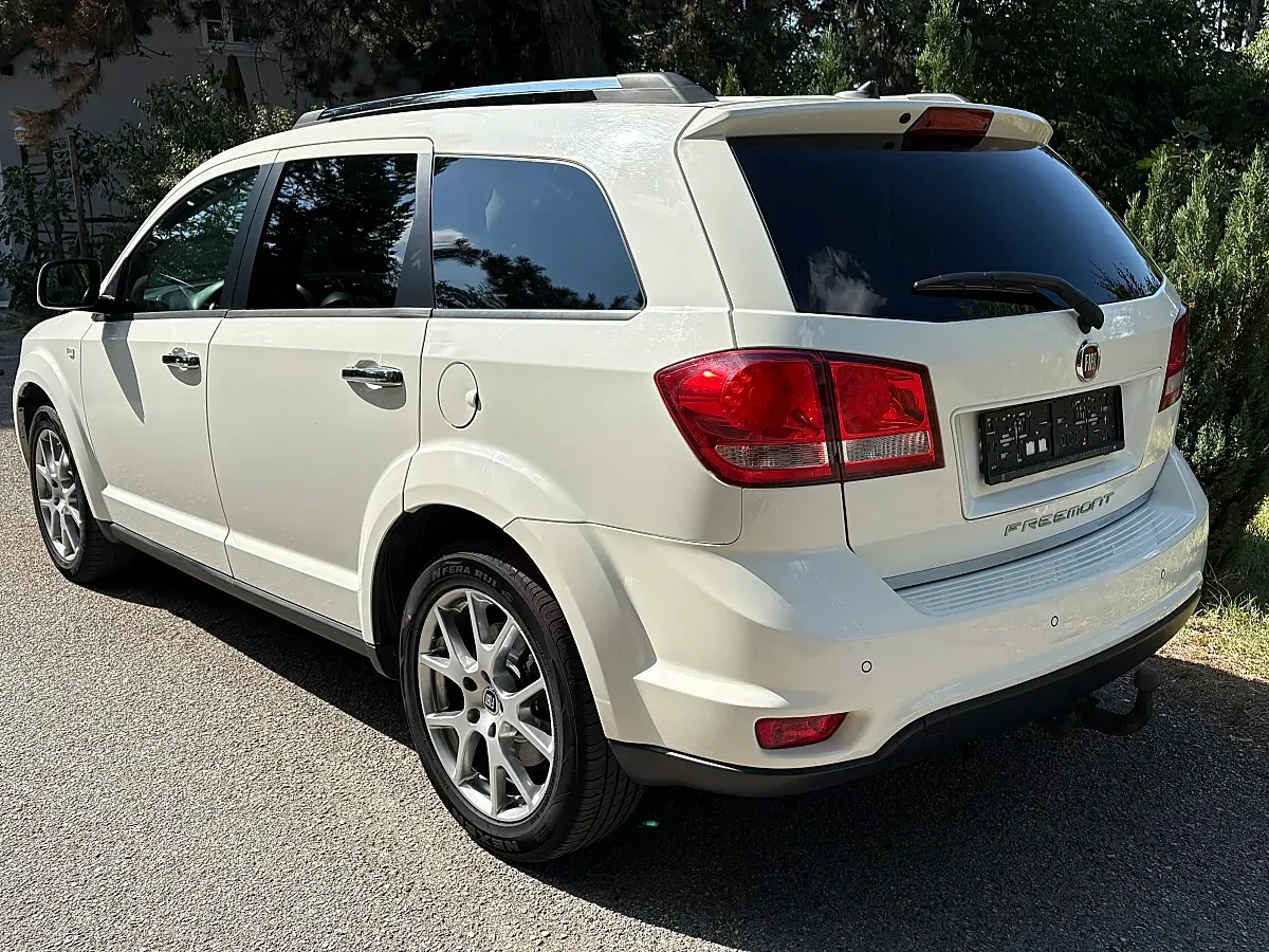 Fiat Freemont 2013 photo 2