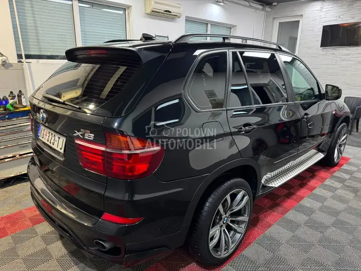 BMW X5 2012 photo 2