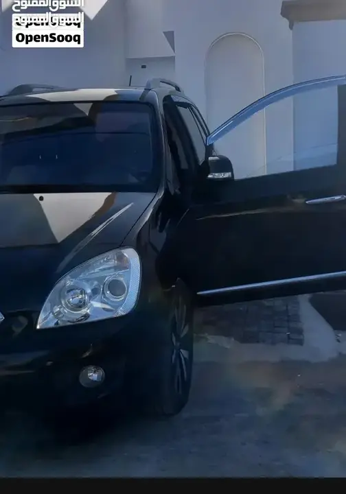 Kia Carens 2011 photo 5