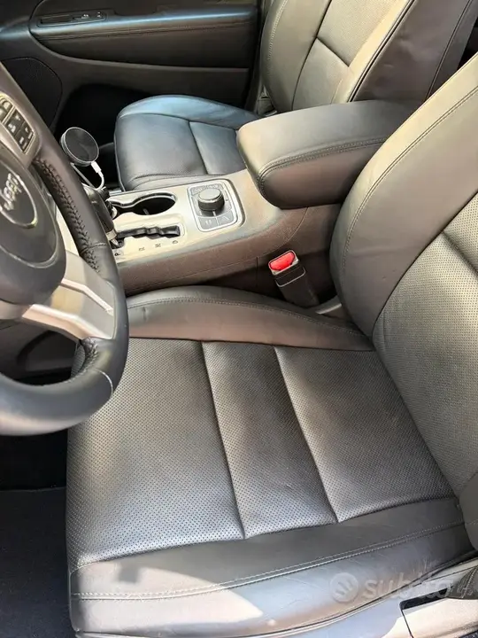 Jeep Grand Cherokee 2013 photo 4