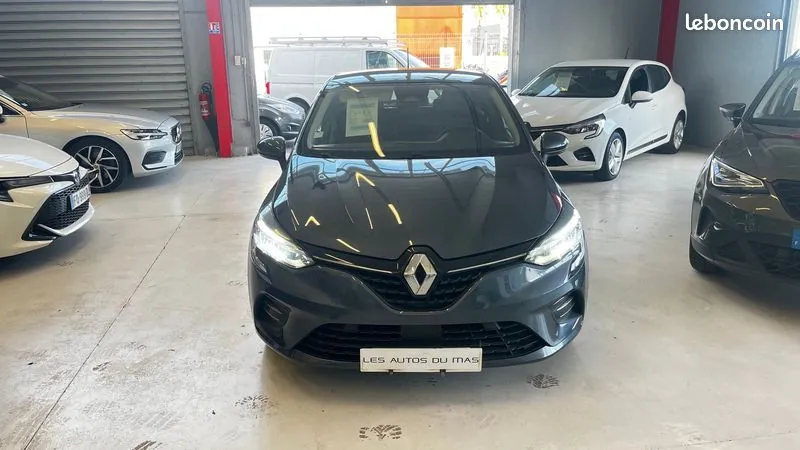 Renault Clio 2020 photo 2