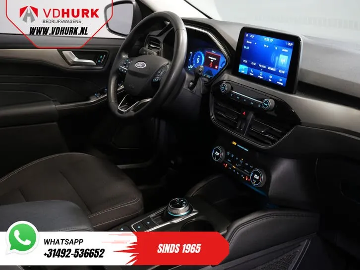 Ford Kuga 2022 photo 3