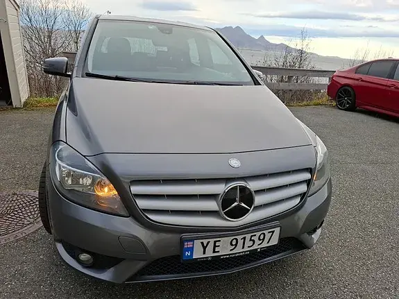 Mercedes-Benz B 180 D