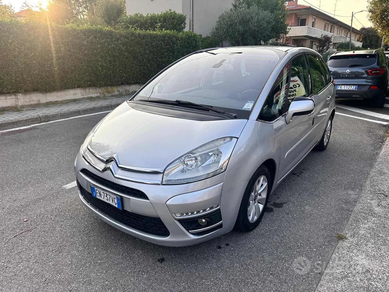 Citroen C4 Picasso 2012 photo 2