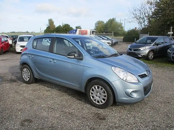 Hyundai I20 2012 photo 3
