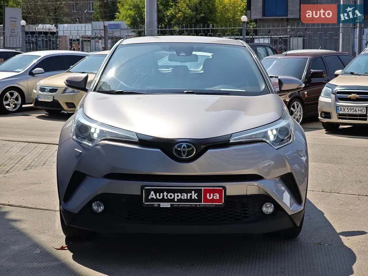 Toyota C-Hr 2019 photo 3