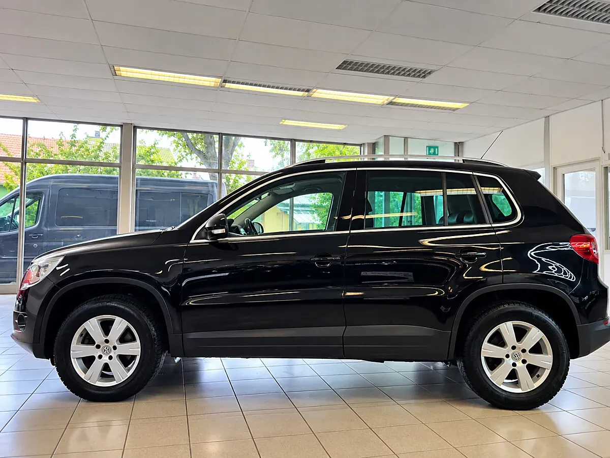 Volkswagen Tiguan 2010 photo 2