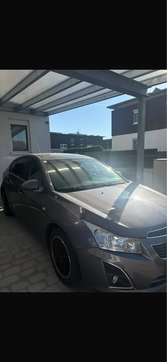 Chevrolet Cruze 2012 photo 2