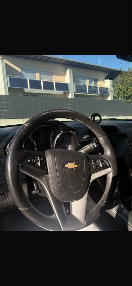 Chevrolet Cruze 2012 photo 3