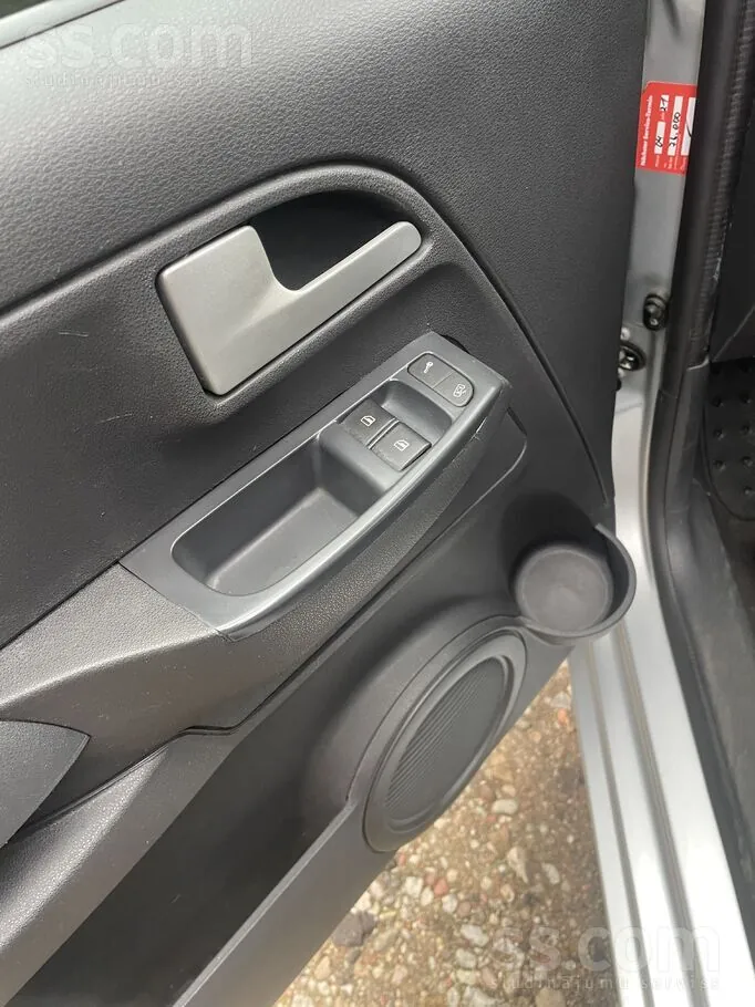 Volkswagen Fox 2007 photo 5