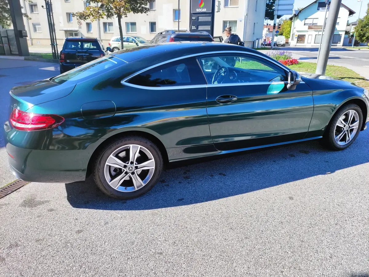 Mercedes-Benz C-Class 2019 photo 3